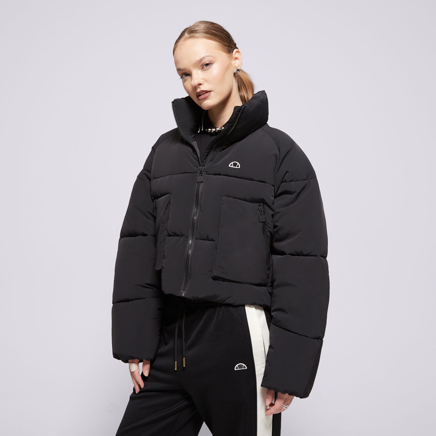 dámská zimní bunda ELLESSE BUNDA PÉŘOVÁ GAFFER PADDED JACKET BLK SGX21040011 ČERNÁ
