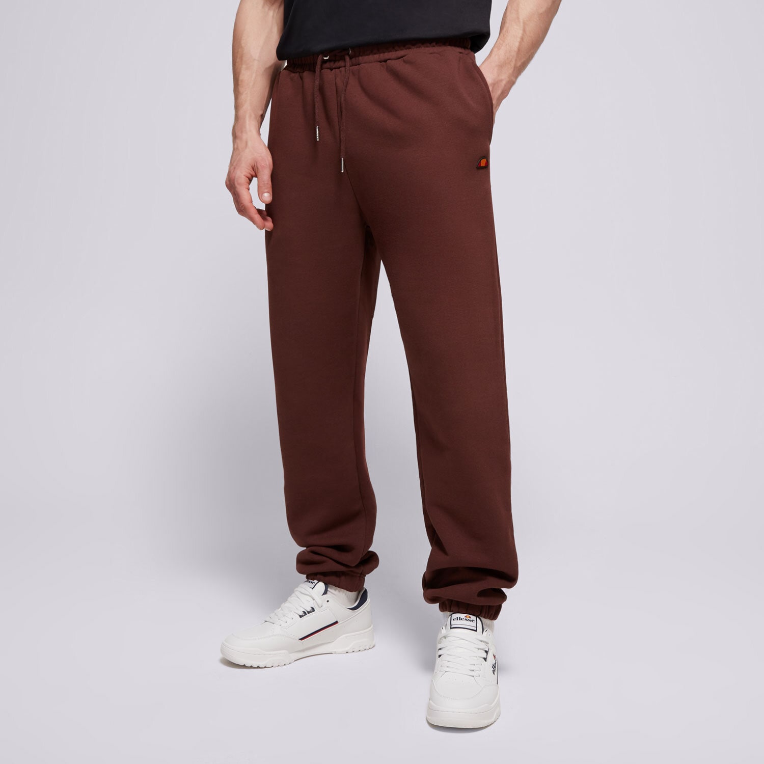 pánské kalhoty ELLESSE KALHOTY  LOMMA JOG PANT D BRWN SMG22038202 HNĚDÁ
