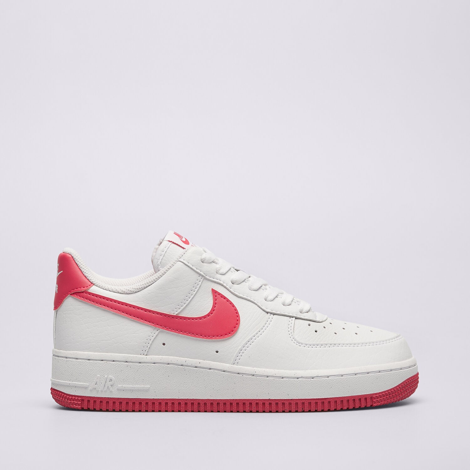 dámské tenisky NIKE AIR FORCE 1 '07 NEXT NATURE DC9486-102 BÍLÁ