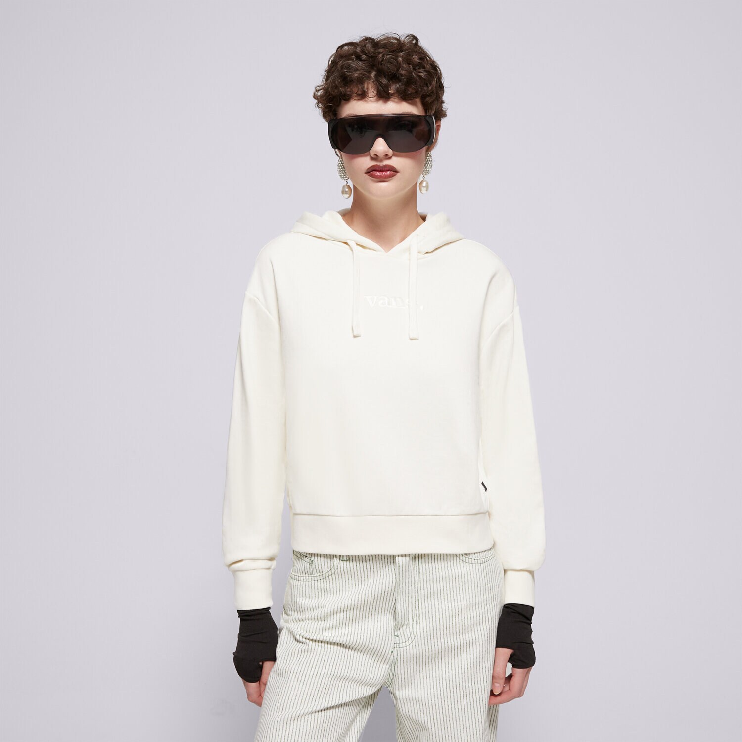 dámská mikina VANS MIKINA S KAPUCÍ W ESSENTIAL FT RLX PO VN000JF6FS8 BÍLÁ