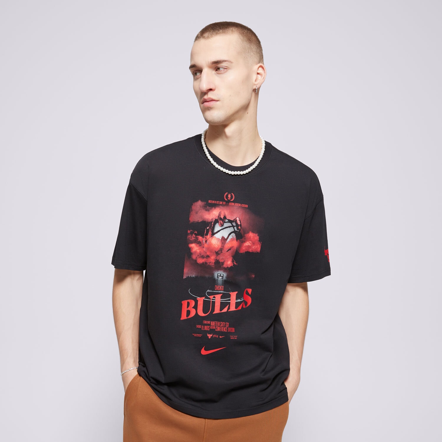 pánské tričko NIKE TRIČKO CHI M NK CTS OGC HAL SS TEE HJ2693-010 ČERNÁ