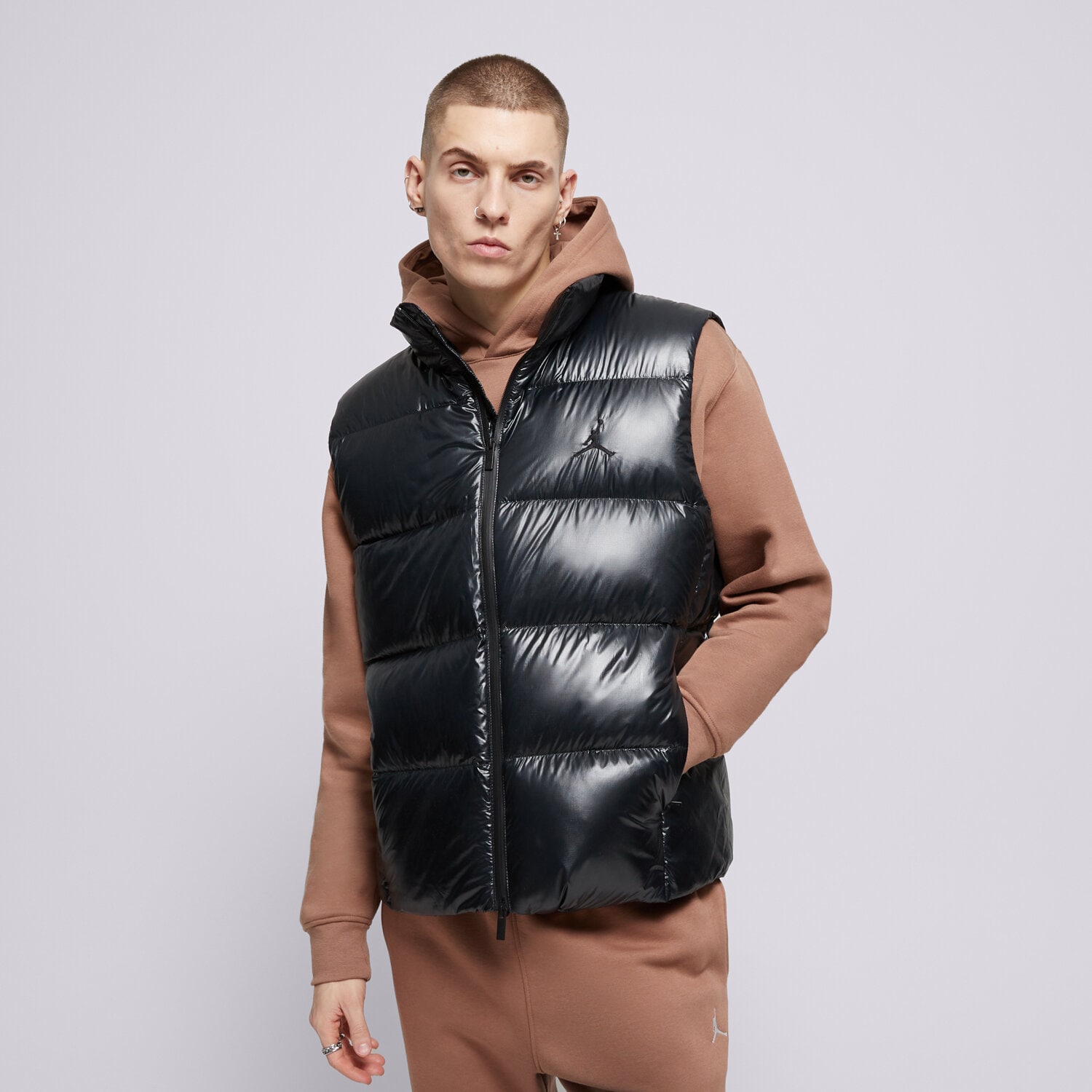 pánská vesta VESTA M JORDAN FLIGHT DOWN VEST  FV7273-010 ČERNÁ