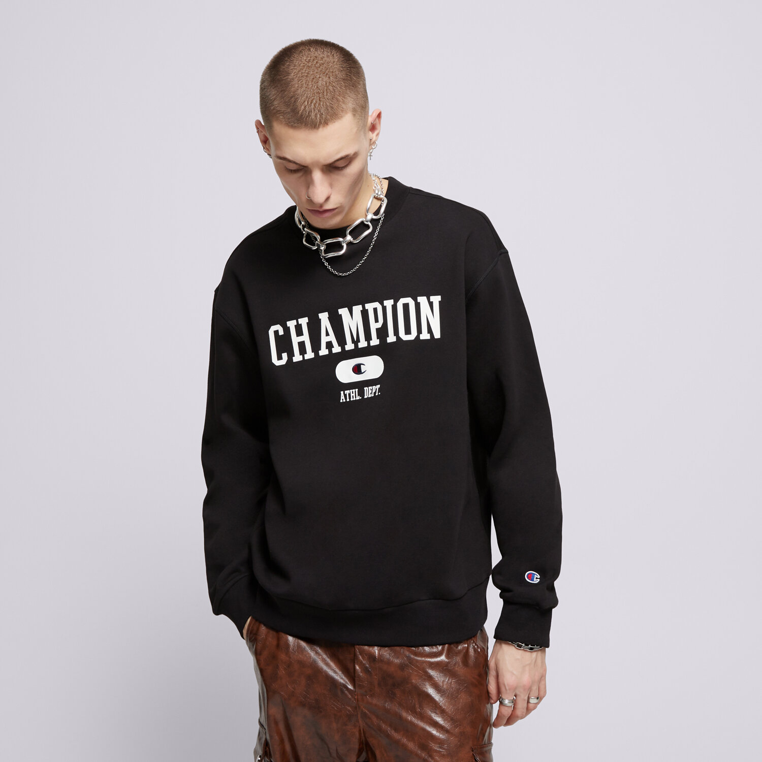 pánská mikina CHAMPION MIKINA CREWNECK SWEATSHIRT 220431KK001 ČERNÁ
