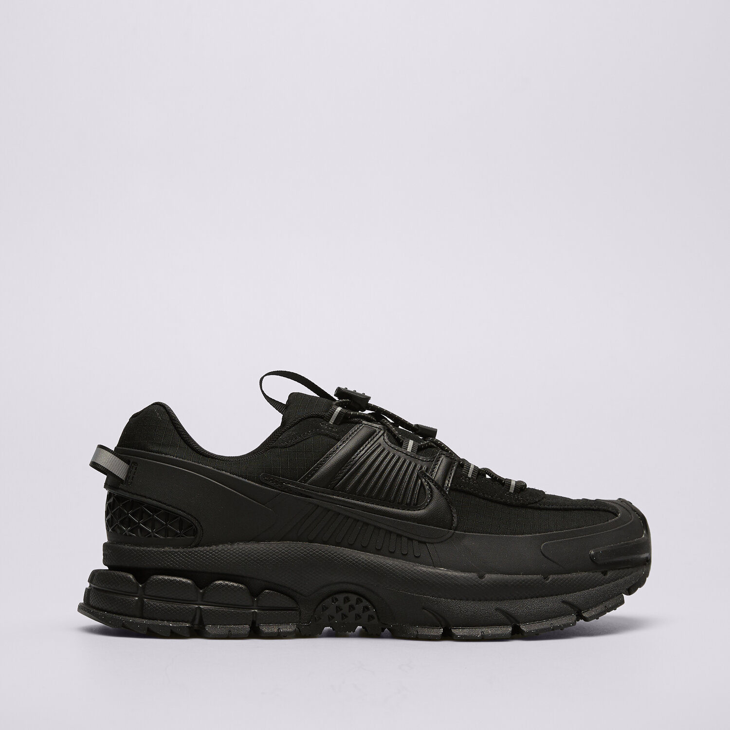 pánské tenisky NIKE VOMERO ROAM FV2295-002 ČERNÁ