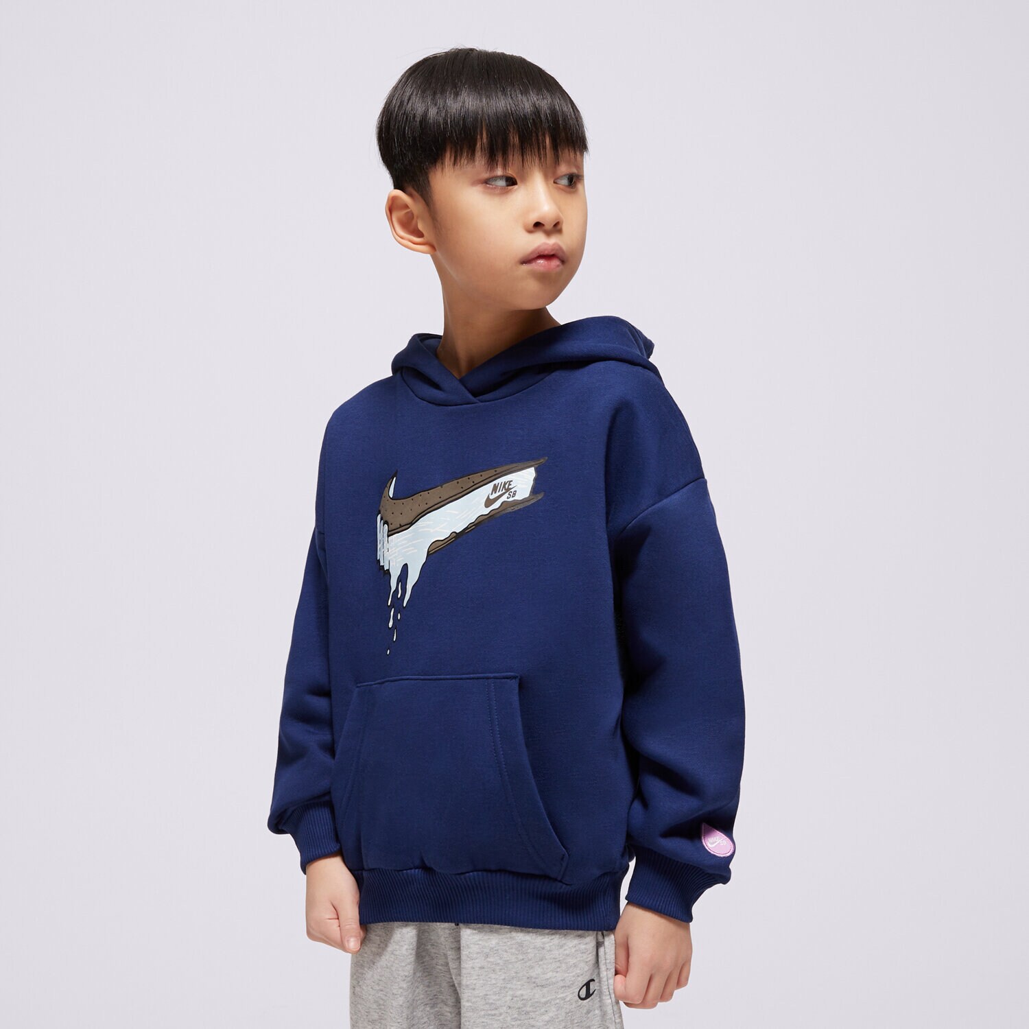 dětská mikina NIKE MIKINA S KAPUCÍ K NIKE SB FLC HOODIE BOY HF8801-492 TMAVOMODRÁ