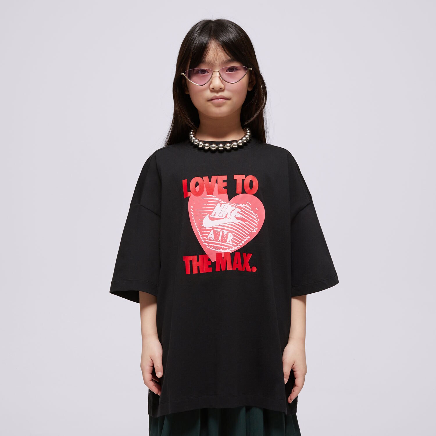 dětské tričko NIKE TRIČKO G NSW TEE HEART GIRL HM6323-010 ČERNÁ