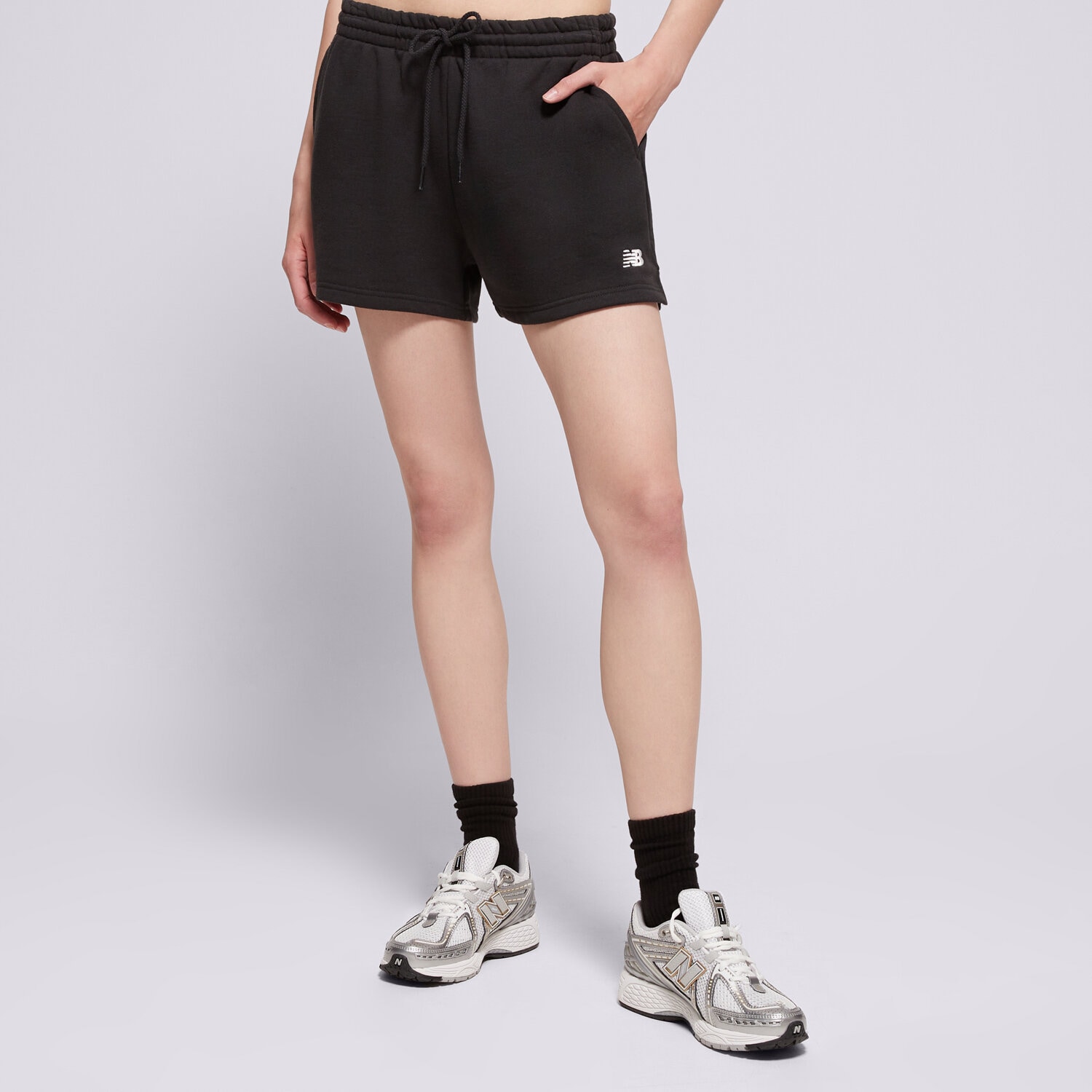 dámské kraťasy NEW BALANCE ŠORTKY  SPORT ESSENTIALS WS41500BK ČERNÁ
