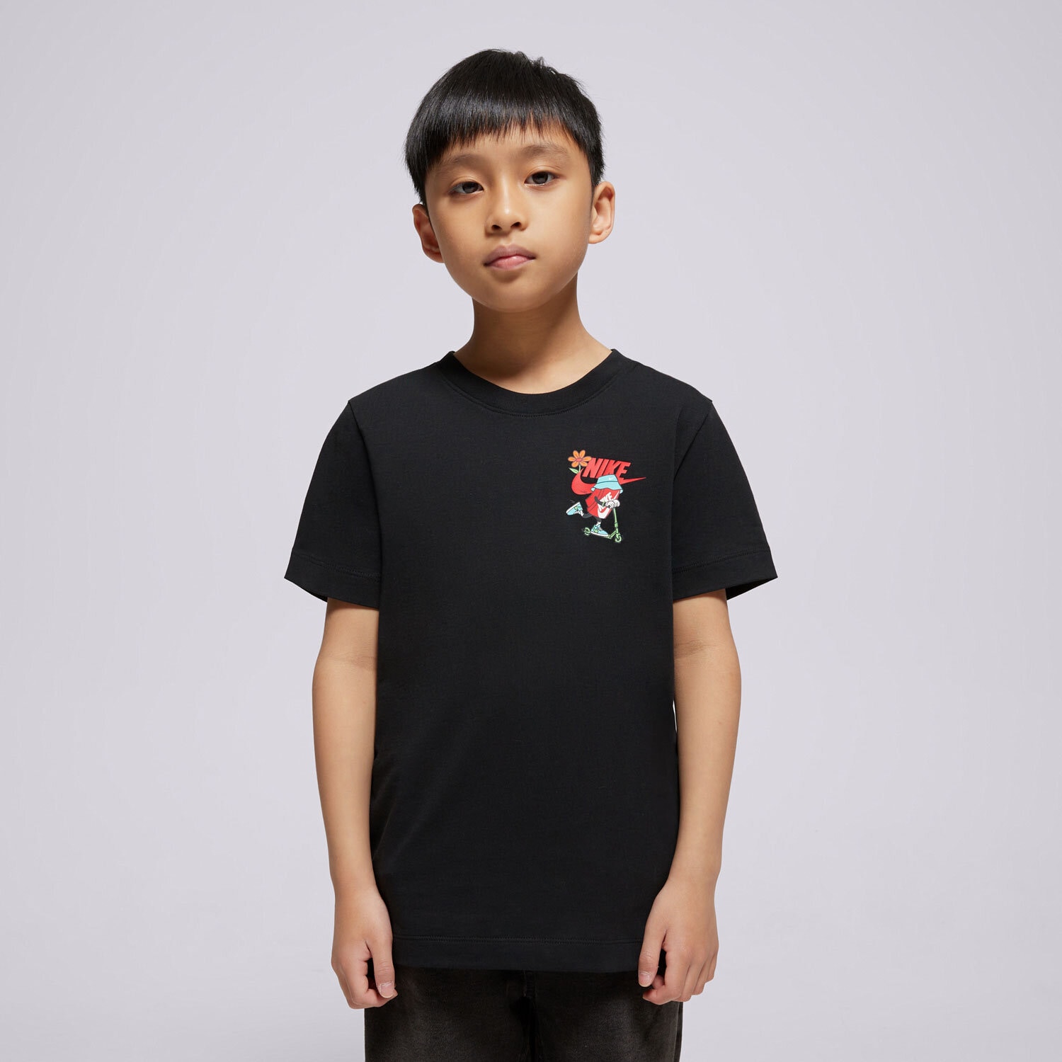 dětské tričko NIKE TRIČKO K NSW TEE BOXY SCOOTER BOY HQ3239-010 BÍLÁ
