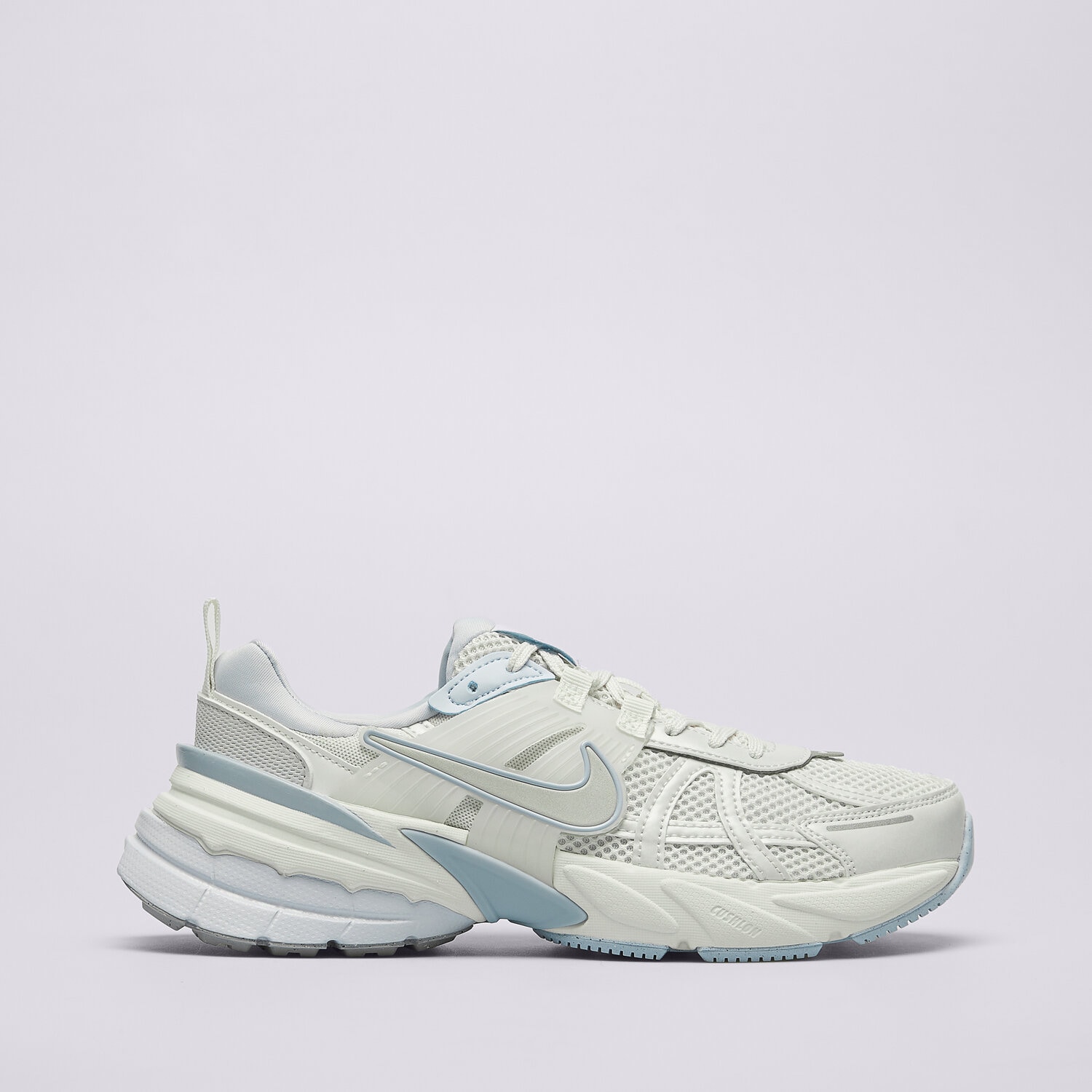 dámské tenisky NIKE V2K RUN  FD0736-009 BÍLÁ