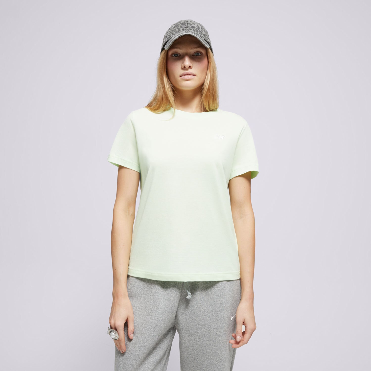 dámské tričko NEW BALANCE TRIČKO SPORT ESSENTIALS JERSEY WT41509MEW ZELENÁ