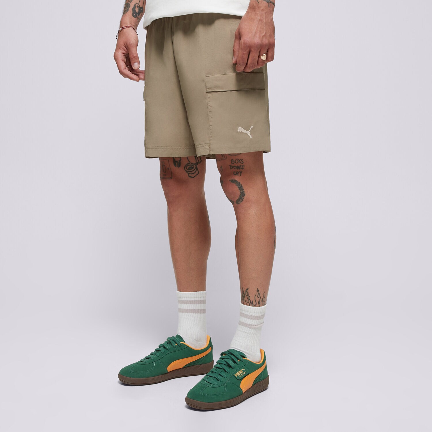 pánské kraťasy PUMA ŠORTKY  WARDROBE ESS RELAXED CARGO SHORTS 6" WV 629656 83 BÉŽOVÁ