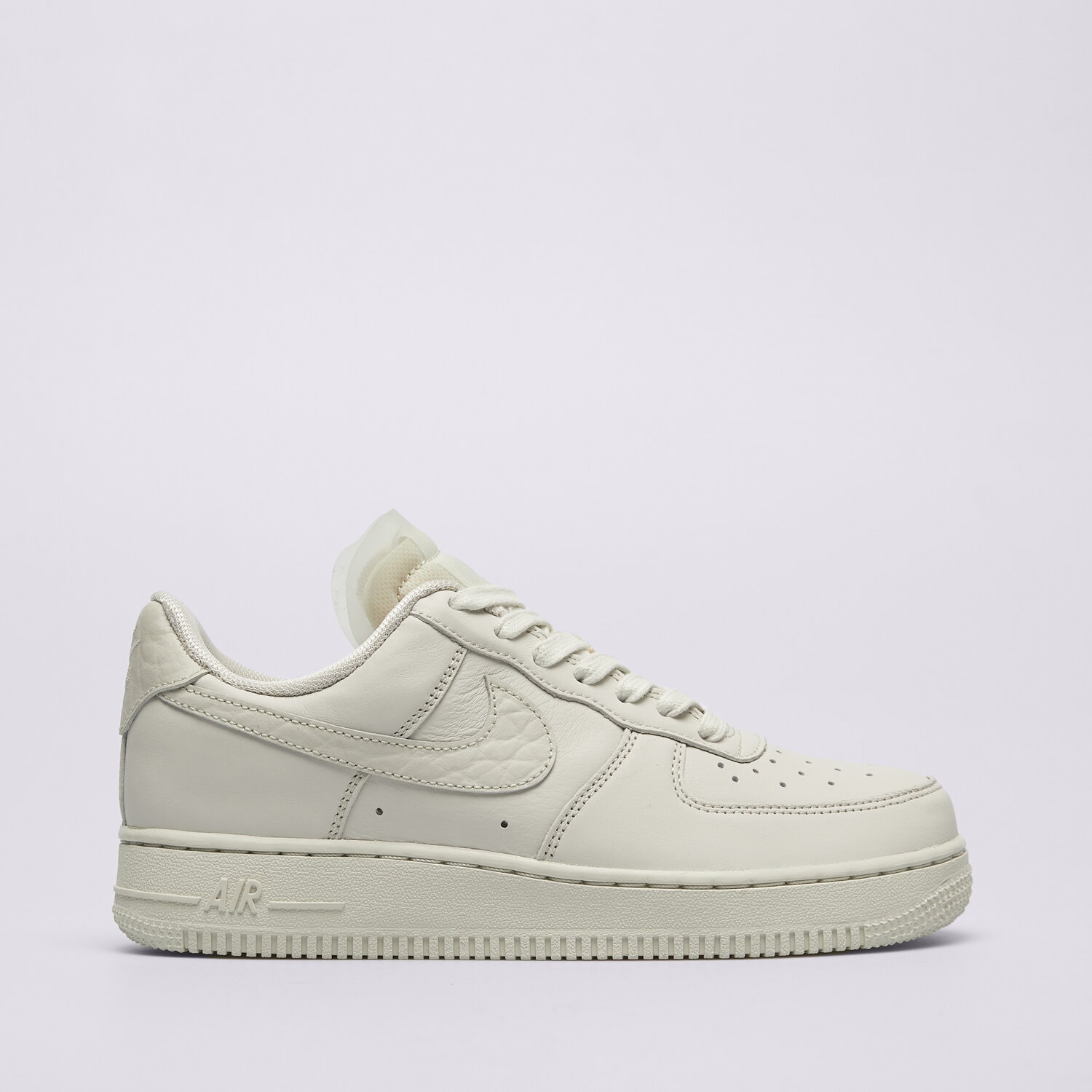 dámské tenisky NIKE AIR FORCE 1 LOW PREMIUM DN5463-001 BÉŽOVÁ