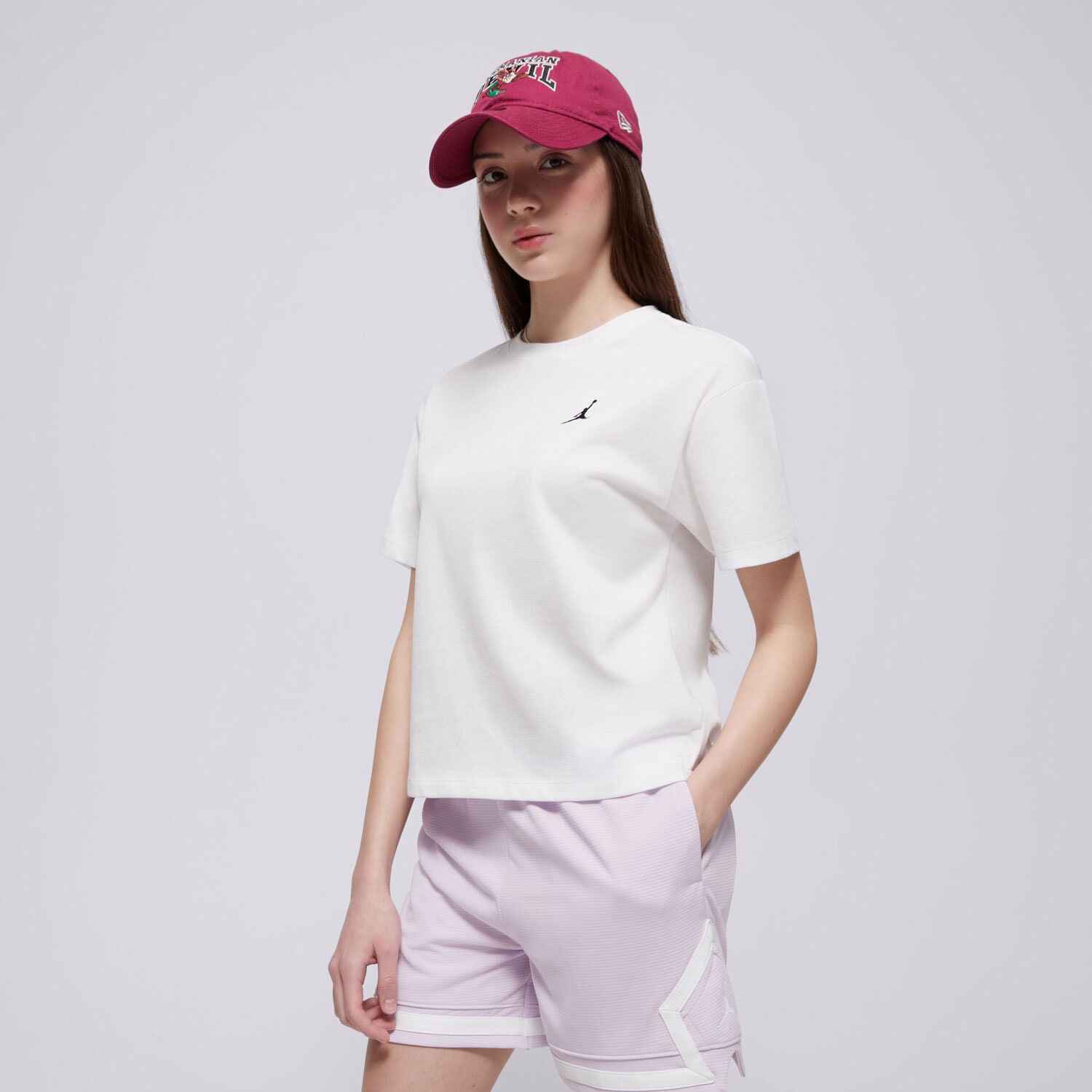 dětské tričko JORDAN TRIČKO MJ BRKLYN ESSENTIALS SS TEE GIRL 45D311001 BÍLÁ