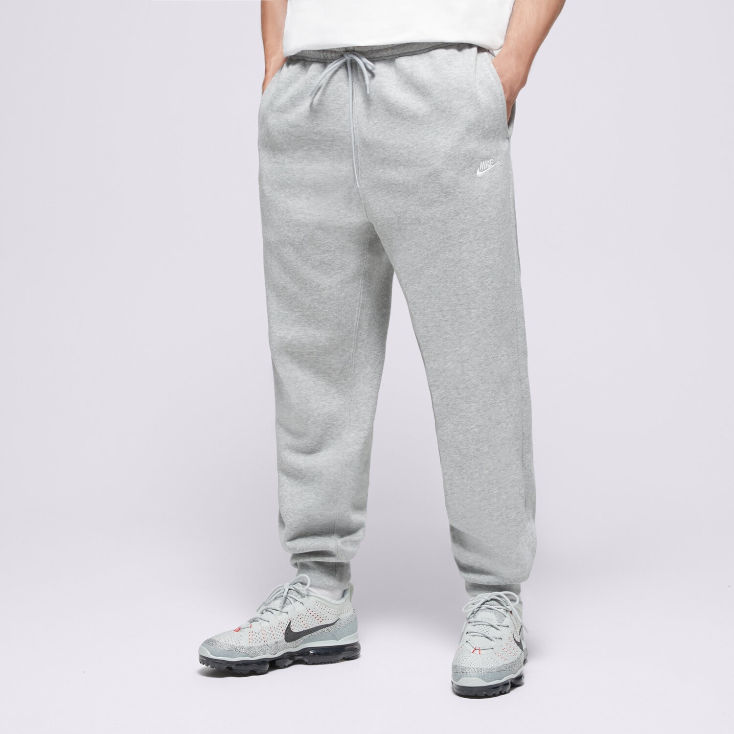 pánské kalhoty NIKE KALHOTY  M NK CLUB BB JOGGER FN3787-063 ŠEDÁ