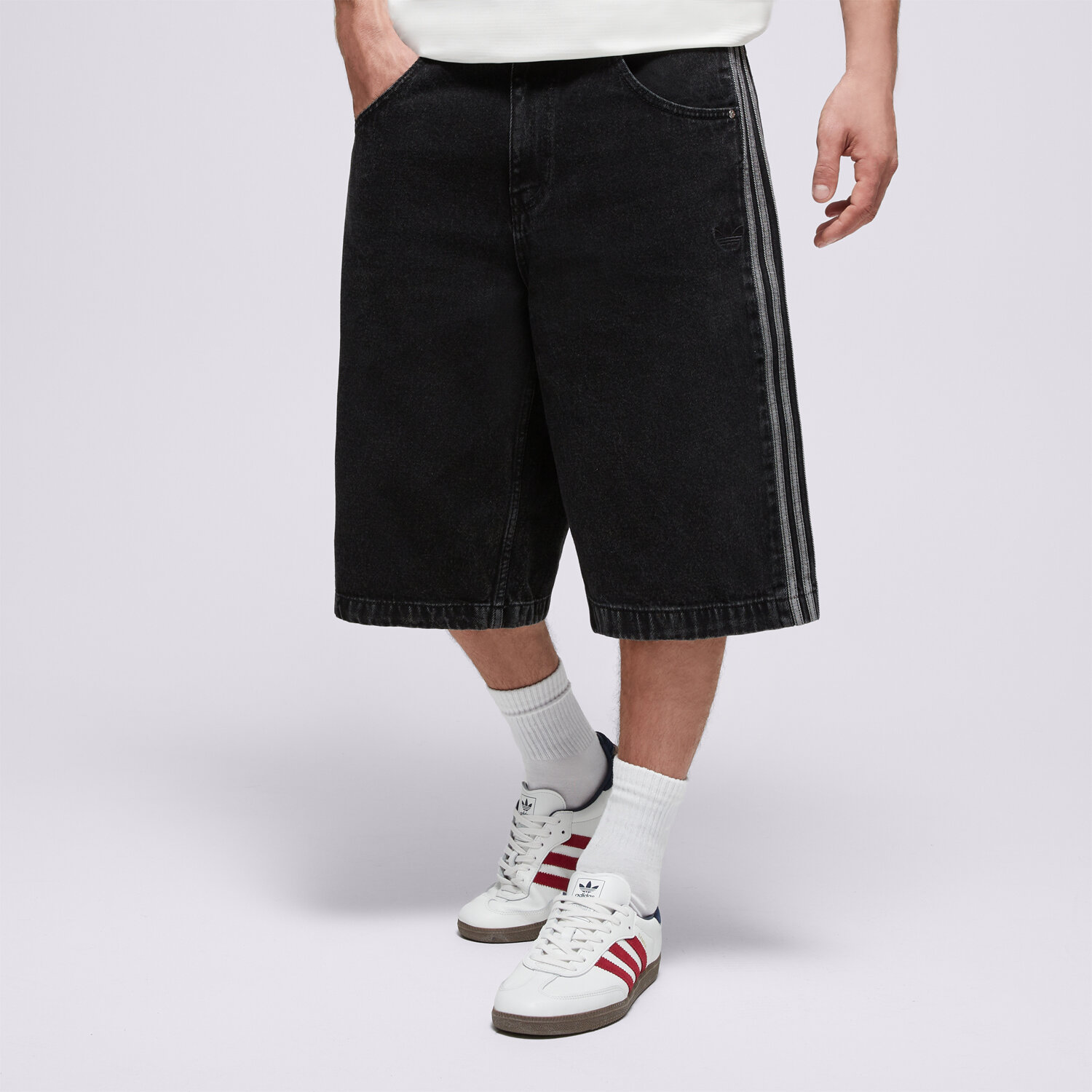 pánské kraťasy ADIDAS ŠORTKY  ADICOLOR DENIM FIREBIRD SHORTS JC6719 ČERNÁ