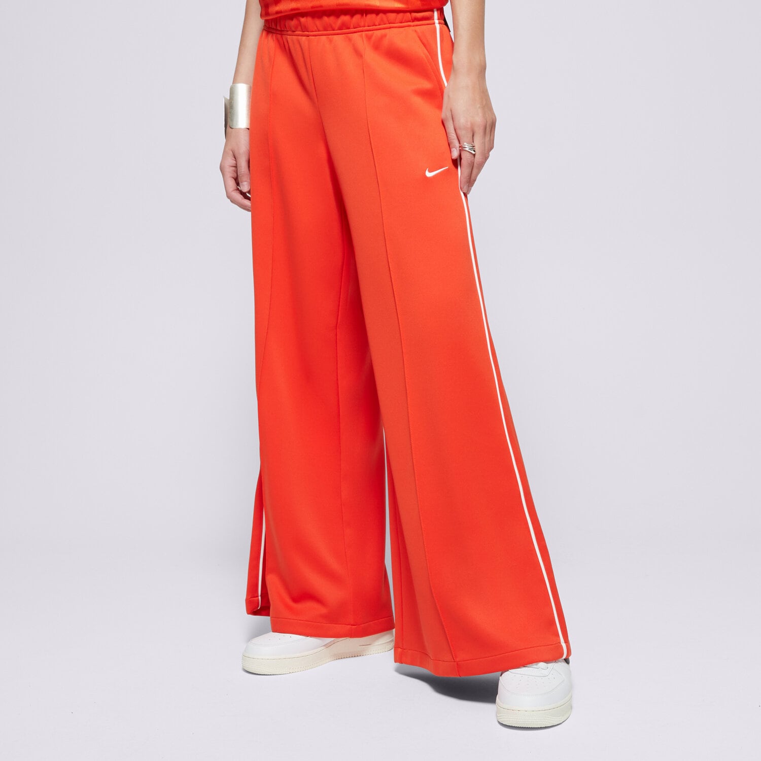 dámské kalhoty NIKE KALHOTY  W NSW WIDE LEG TRACK PNT IH8514-633 ČERNÁ