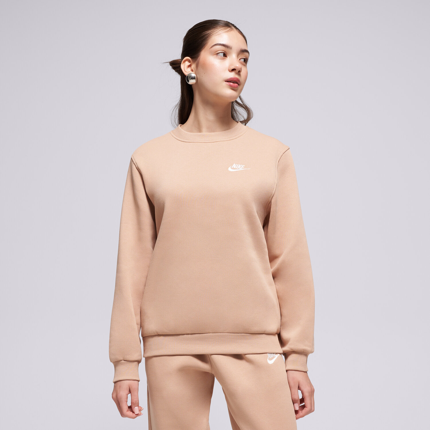 dětská mikina NIKE MIKINA K NSW CLUB FLC CREW LS LBR GIRL FD3006-200 HNĚDÁ