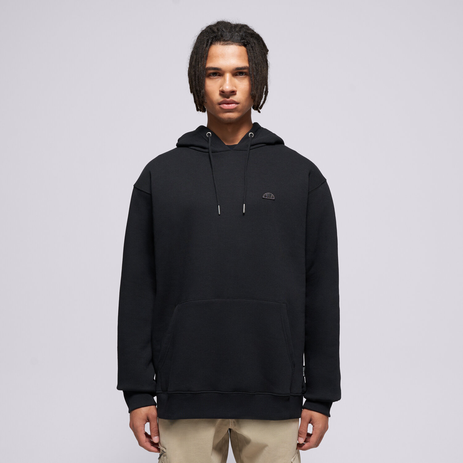 pánská mikina ELLESSE MIKINA S KAPUCÍ VARON OH HOODY BLK MN SMG22037015 ČERNÁ