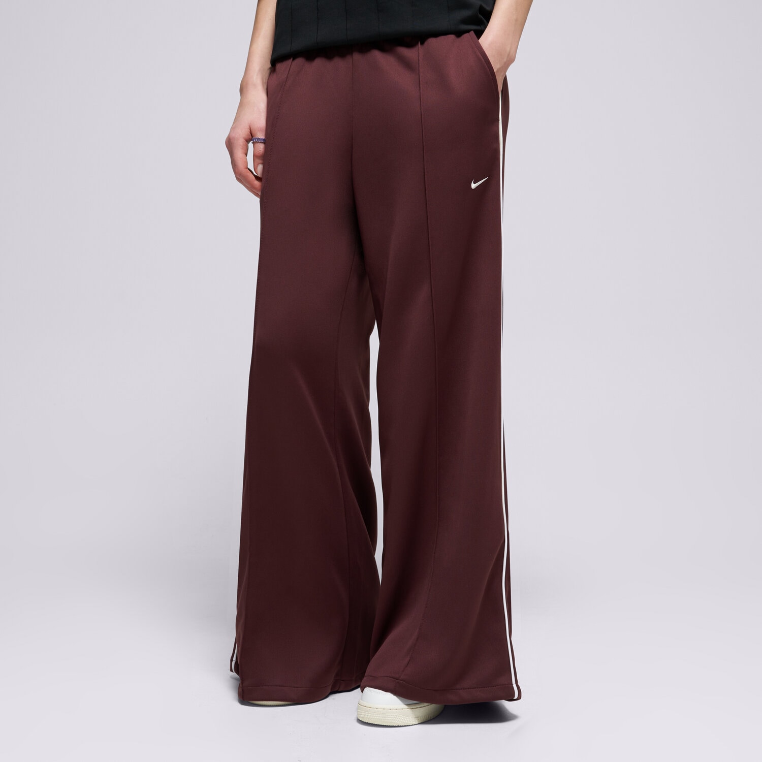 dámské kalhoty NIKE KALHOTY  W NSW WIDE LEG TRACK PNT IH8514-652 BORDOVÁ