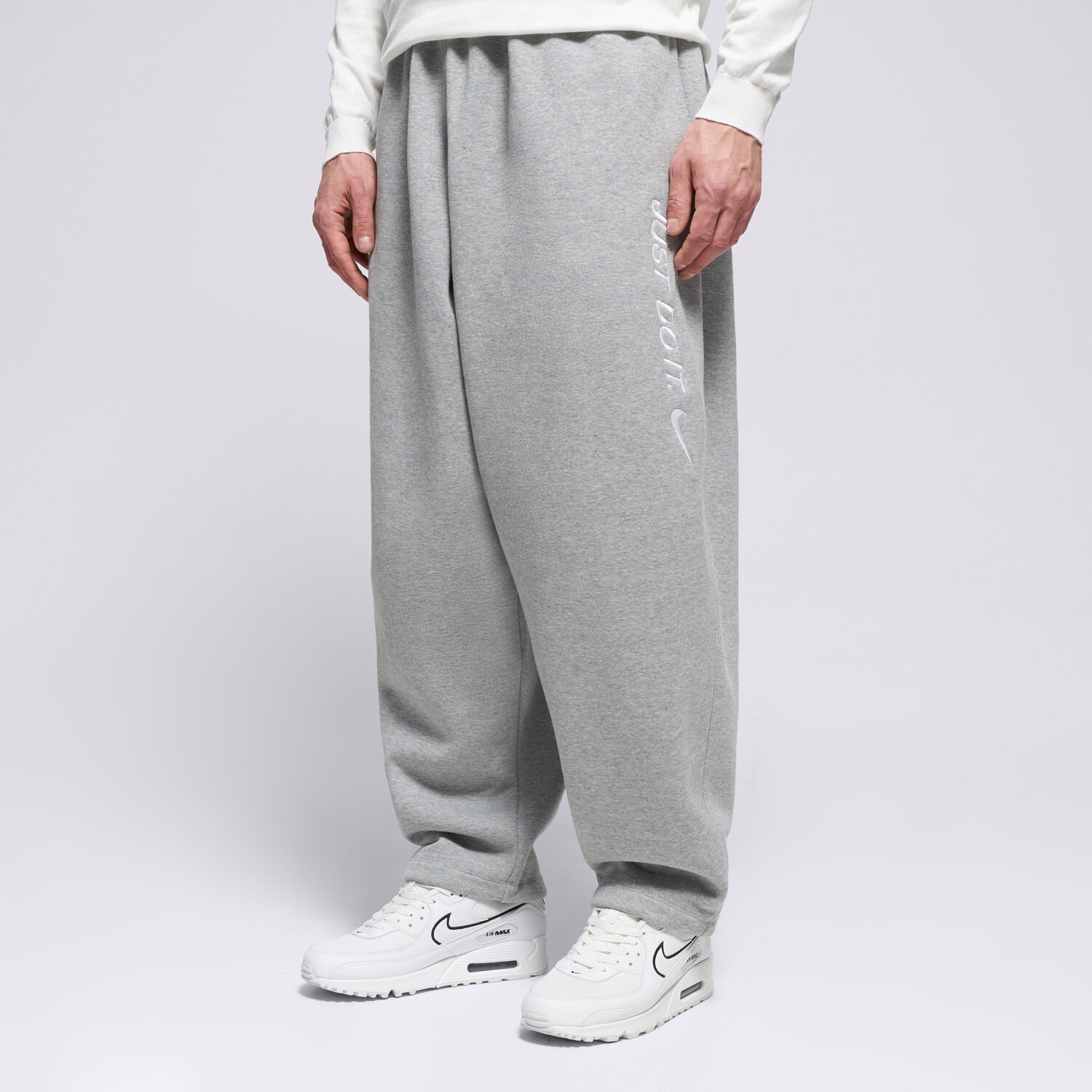 pánské kalhoty NIKE KALHOTY  M NK CLUB BB OS PANT JDI IF1645-063 ŠEDÁ