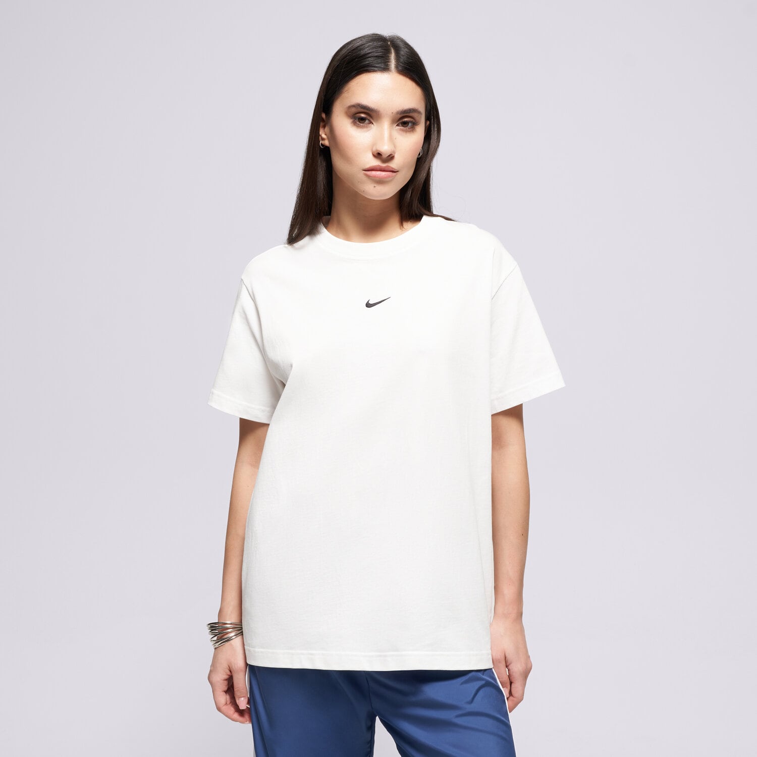 dámské tričko NIKE TRIČKO CLASSIC SS TEE W NSW IH7601-100 BÍLÁ