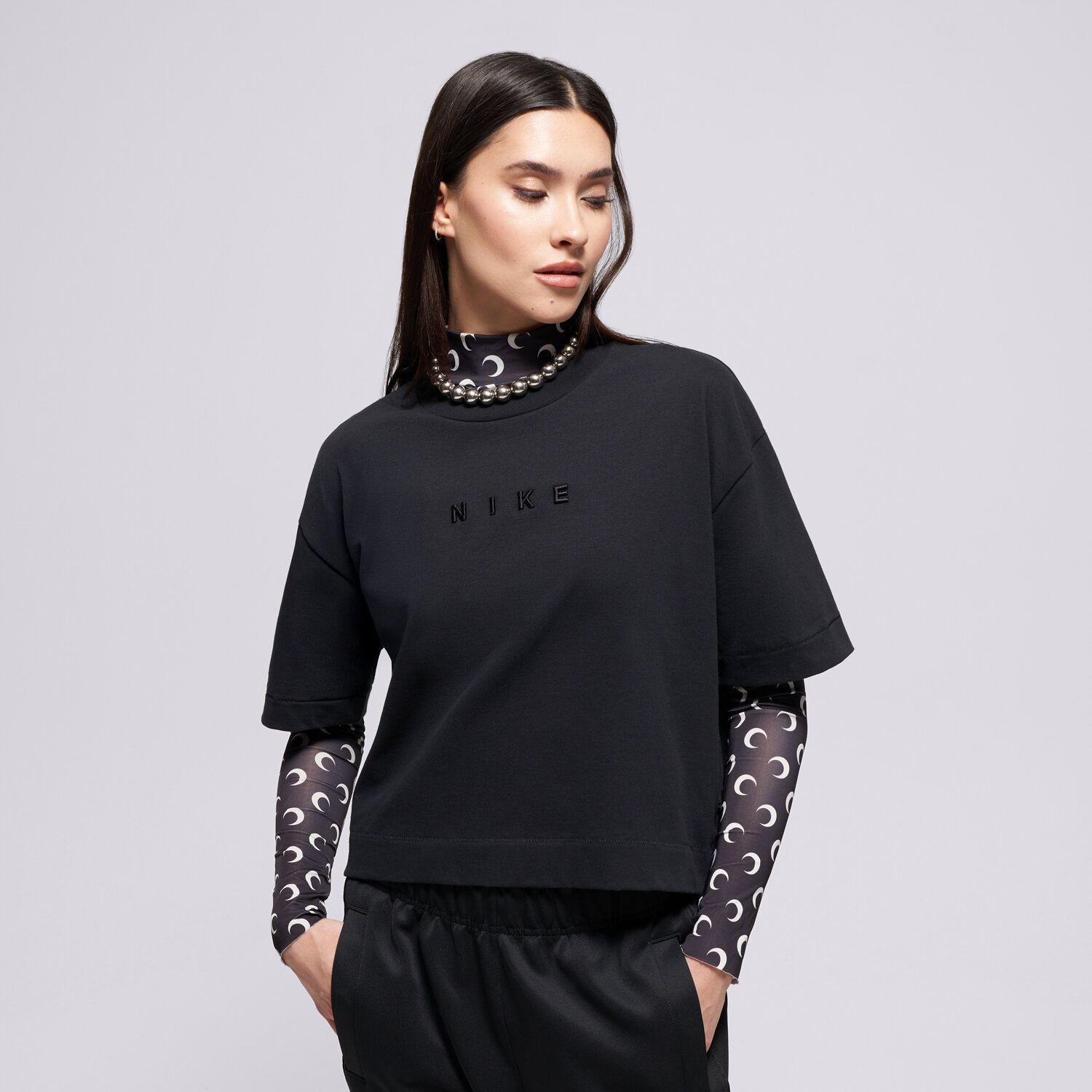 dámské tričko NIKE TRIČKO LUXE SS TEE BOXY W NSW HV4955-010 ČERNÁ