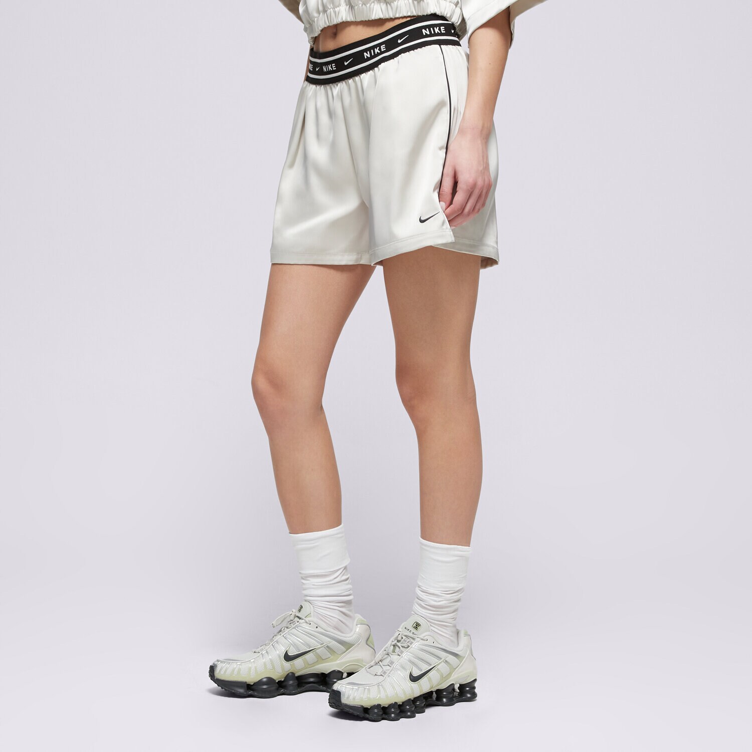 dámské kraťasy NIKE ŠORTKY  W NSW OFFLN WVN STN SHORT IH1328-072 Krémová