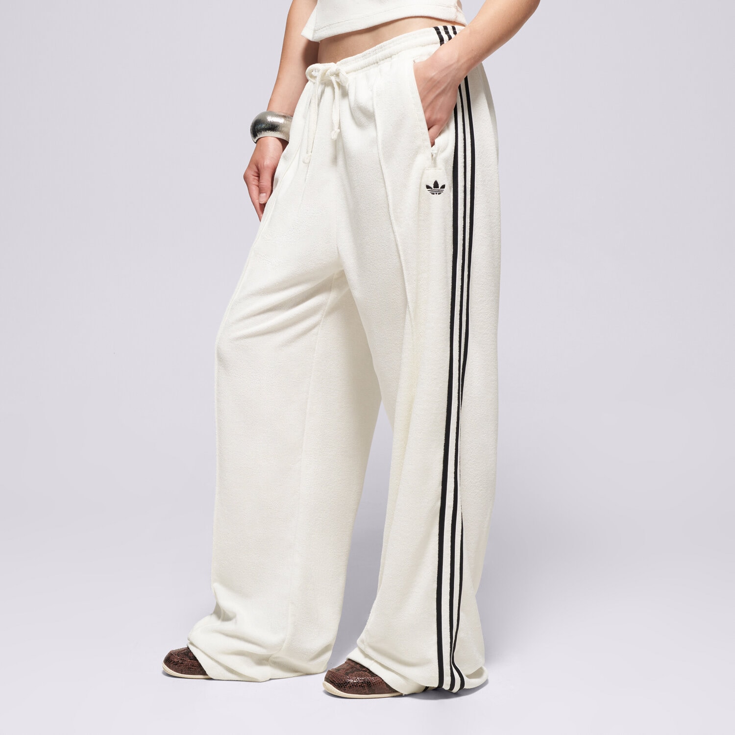 dámské kalhoty ADIDAS KALHOTY  TT PANTS KD1415 Krémová
