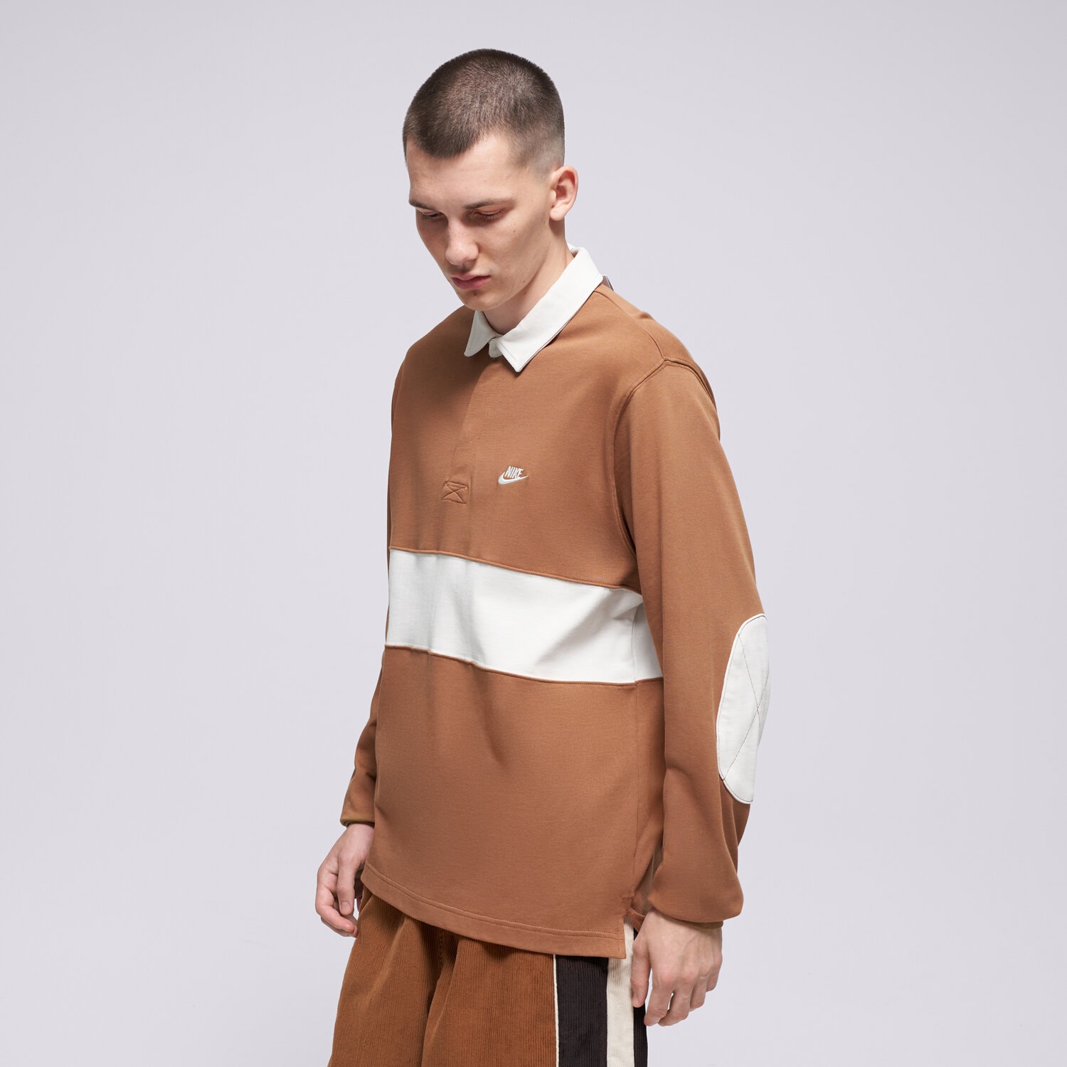 pánské polo tričko NIKE TRIČKO M NK CLUB LS RUGBY TOP IM5572-270 HNĚDÁ