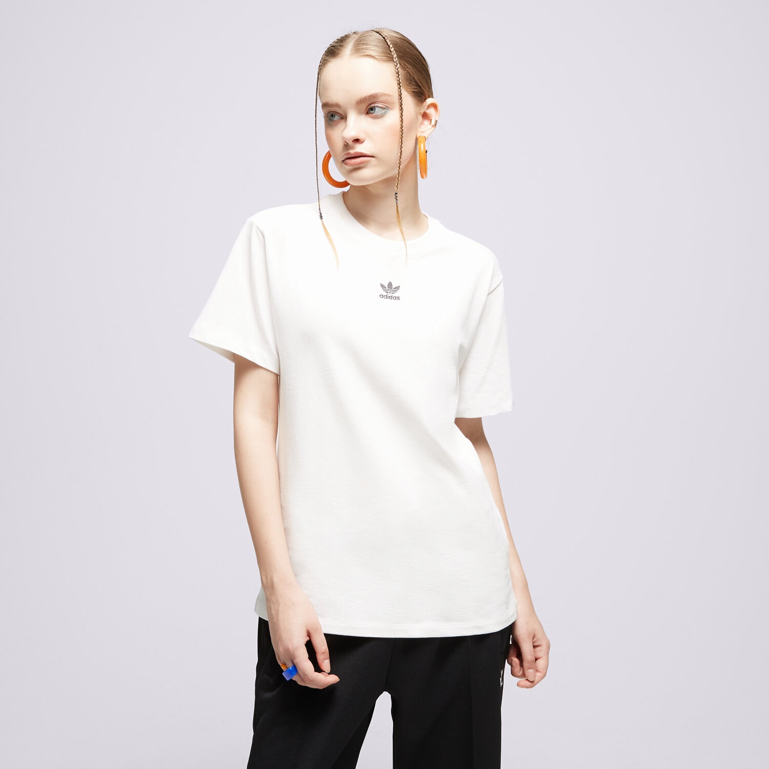 dámské tričko ADIDAS TRIČKO REGULAR IC1831 BÍLÁ