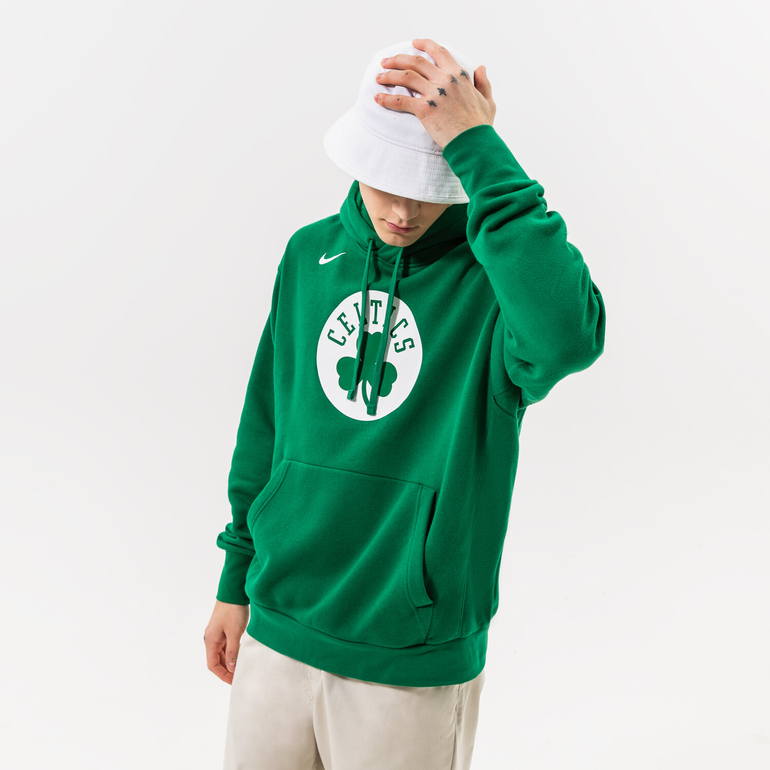 pánská mikina NIKE MIKINA S KAPUCÍ BOS M NK FLC PO ESSNTL NBA DN8623-312 ZELENÁ