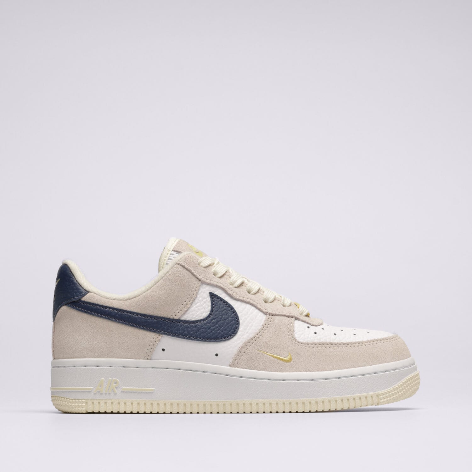 dámské tenisky NIKE AIR FORCE 1 '07  FV6332-100 BÍLÁ