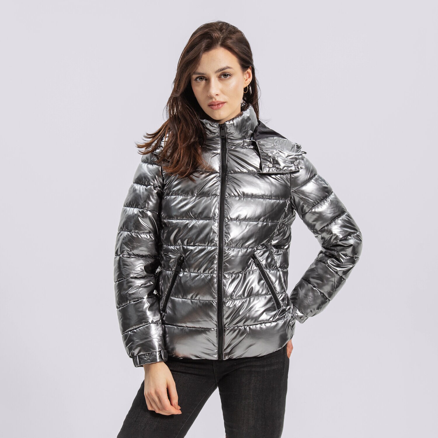 dámská zimní bunda GUESS BUNDA FIORENZA JACKET W1BL00WEB40SLVR STŘÍBRNÁ