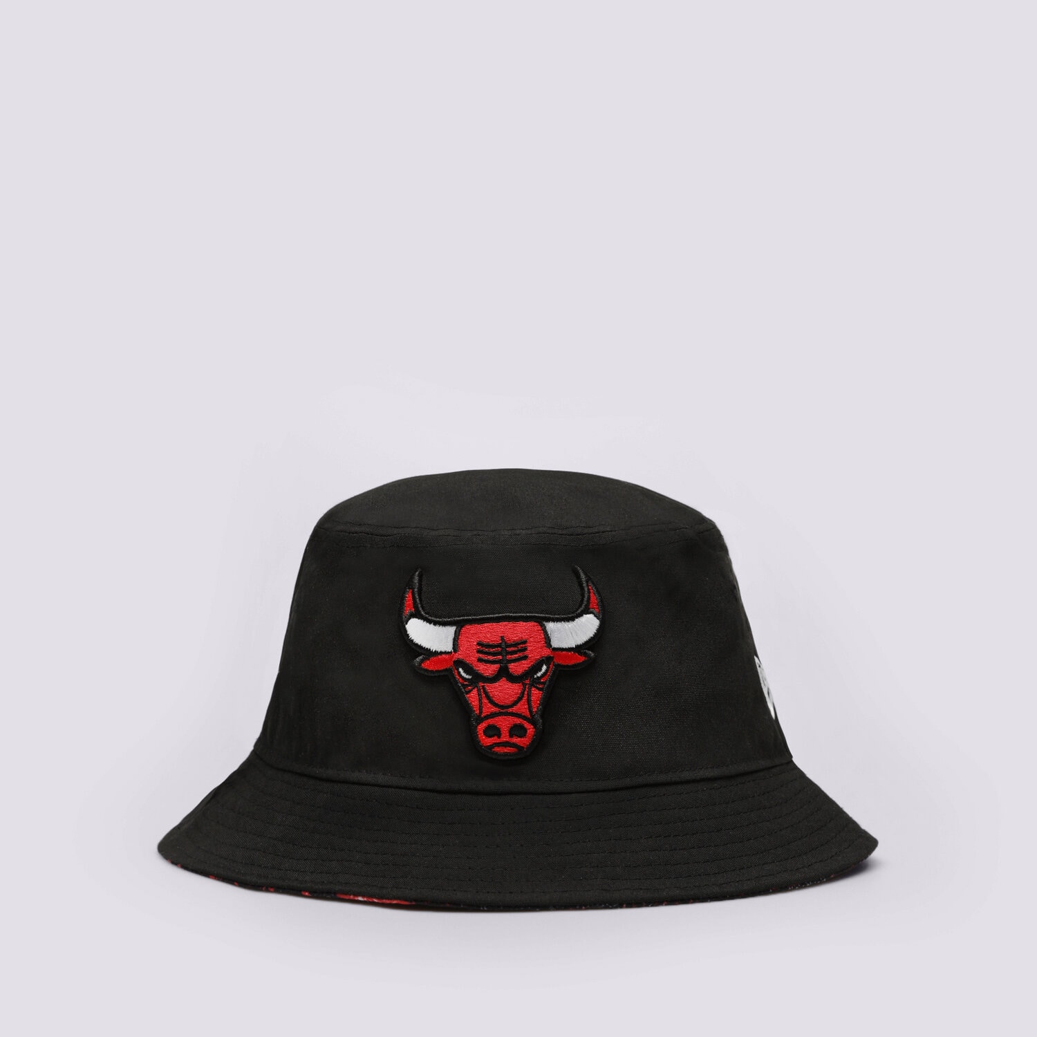 NEW ERA KLOBOUK PRINT INFILL BUCKET BULLS CHICAGO BULLS 60298694 ČERNÁ