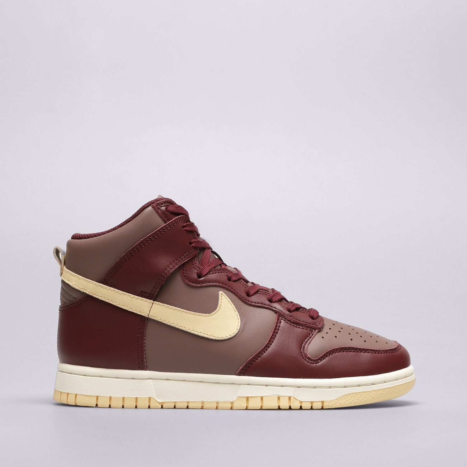 dámské tenisky NIKE DUNK HIGH  DD1869-202 BORDOVÁ