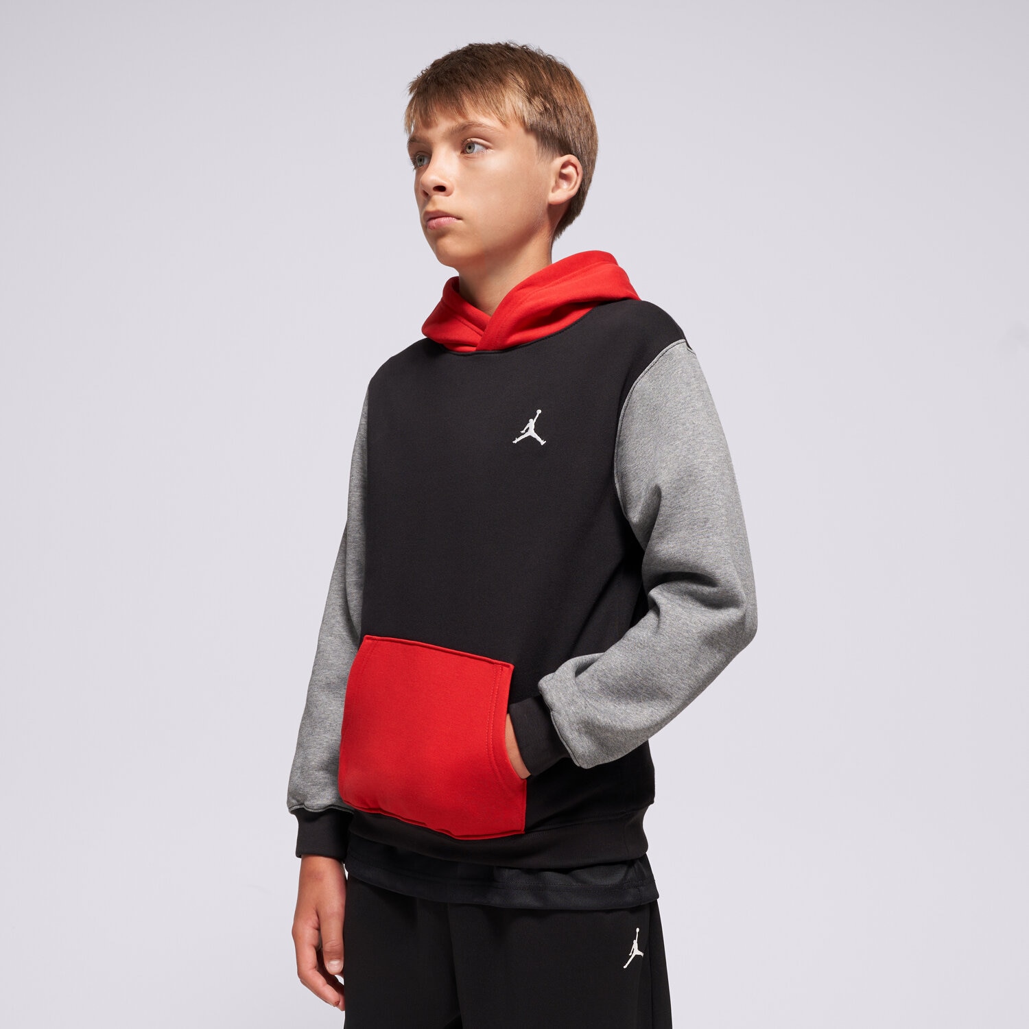 dětská mikina JORDAN MIKINA S KAPUCÍ MJ BRKLN FLC PO HOODIE MJ BRKLN FLC P 95F116-KR5 VÍCEBAREVNÁ