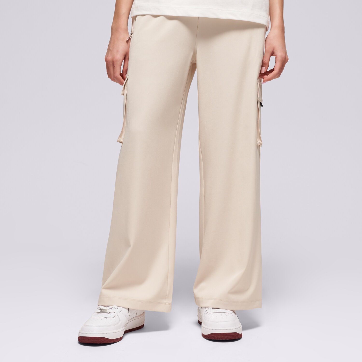 dětské kalhoty JORDAN KALHOTY  JUMPMAN POST UP OPEN CARGO GIRL 45F202-XAE Krémová