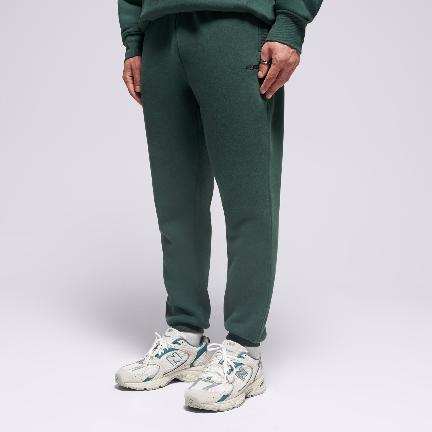 pánské kalhoty PROSTO KALHOTY  SWEATPANTS DARN WASHED GREEN KL252MPAN4142 ZELENÁ