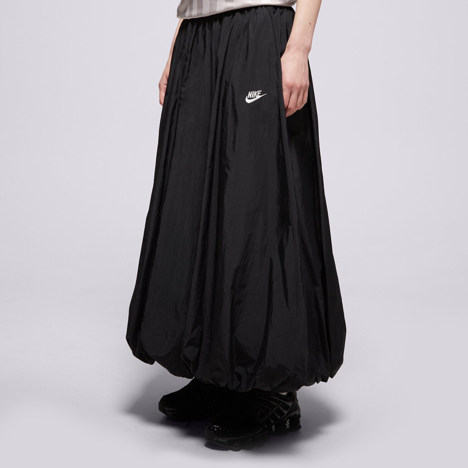 dámská sukně NIKE SUKNĚ W NSW WR SKIRT IM7450-010 ČERNÁ