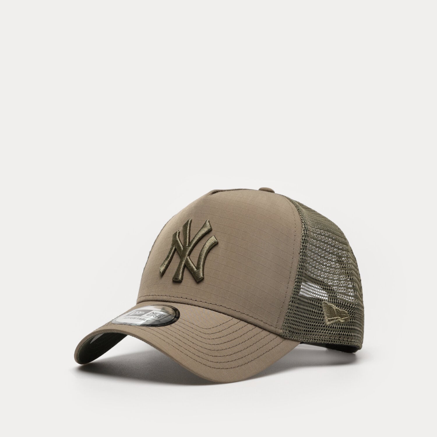 pánská kšiltovka NEW ERA ČEPICE TECH RIPSTOP TRUCKER NYY NEW YORK YANKEES 60358054 KHAKI