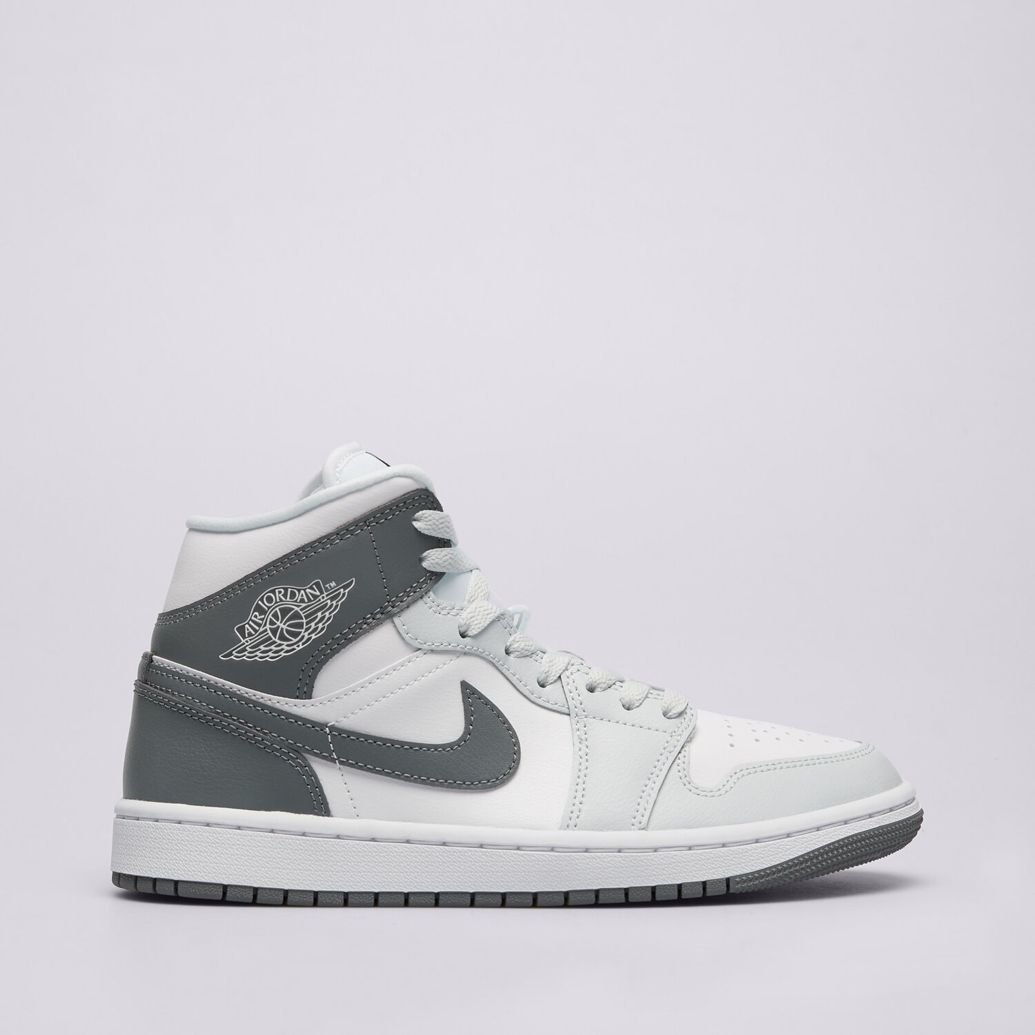 dámské tenisky WMNS AIR JORDAN 1 MID BQ6472-113 BÍLÁ