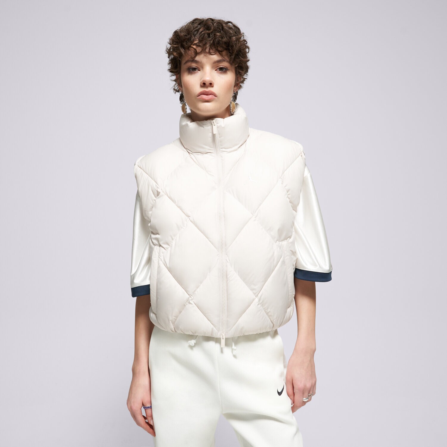 dámska vesta JORDAN VESTA W J BRK PUFF VEST QLT HV0413-104 Krémová