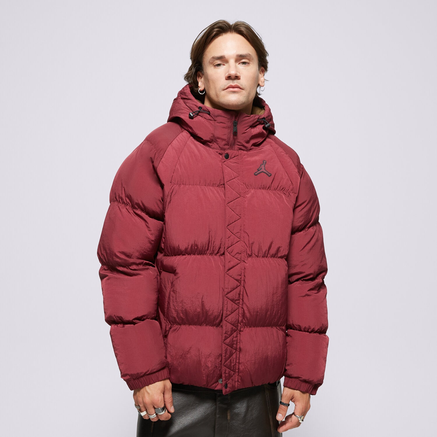 pánská zimní bunda JORDAN BUNDA ZIMNÍ M J ESSENTIAL PUFFER JACKET DQ7348-680 BORDOVÁ