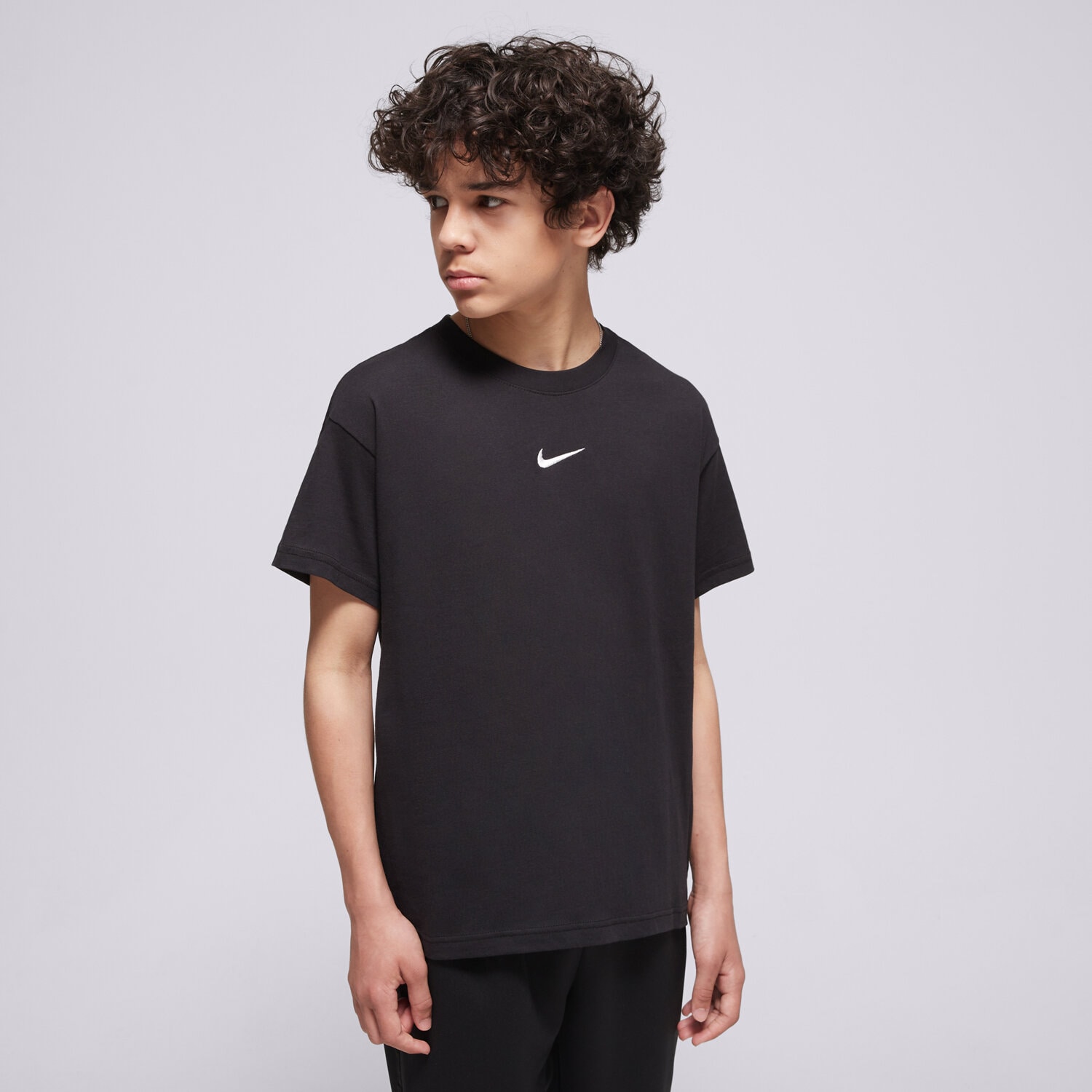 dětské tričko NIKE TRIČKO G NSW TEE BOY ESSNTL LBR G FZ5539-010 ČERNÁ