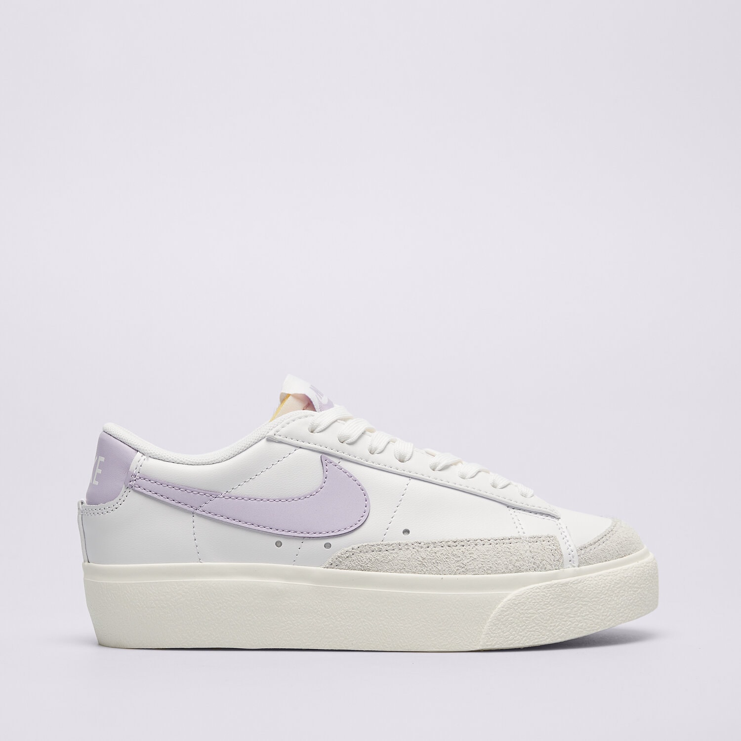 dámské tenisky NIKE BLAZER LOW PLATFORM DJ0292-114 BÍLÁ