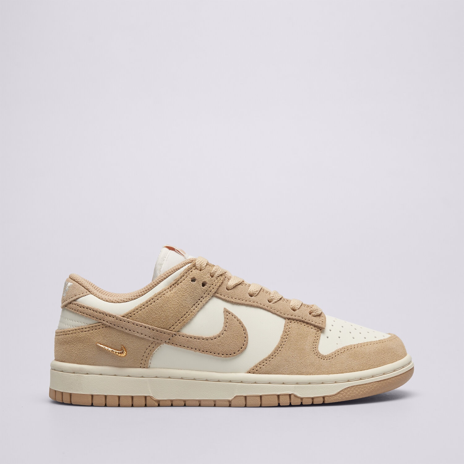 dámské tenisky NIKE WMNS DUNK LOW SE IO4244-101 Krémová