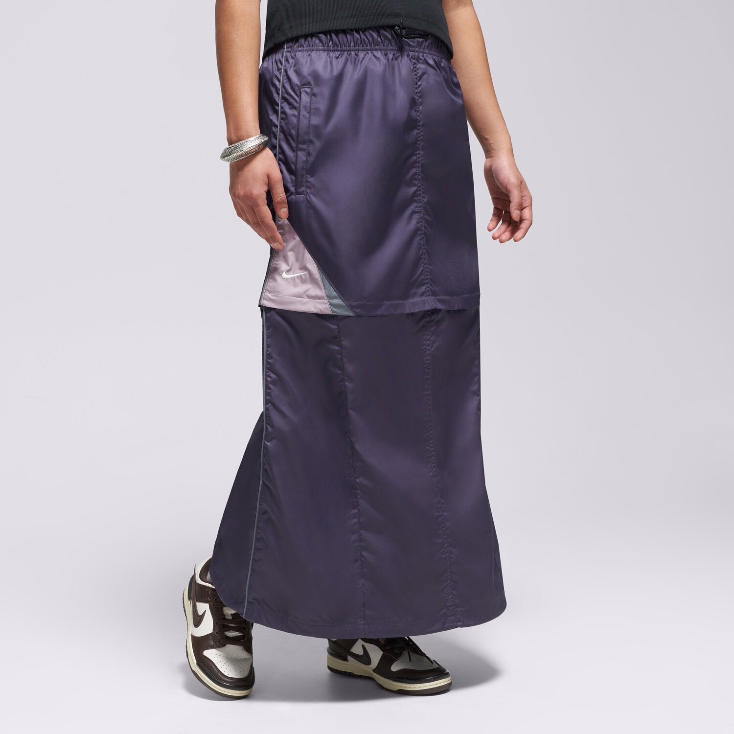 dámská sukně NIKE SUKNĚ ZIP OFF SKIRT SHOX W NSW IH0261-573 TMAVOMODRÁ