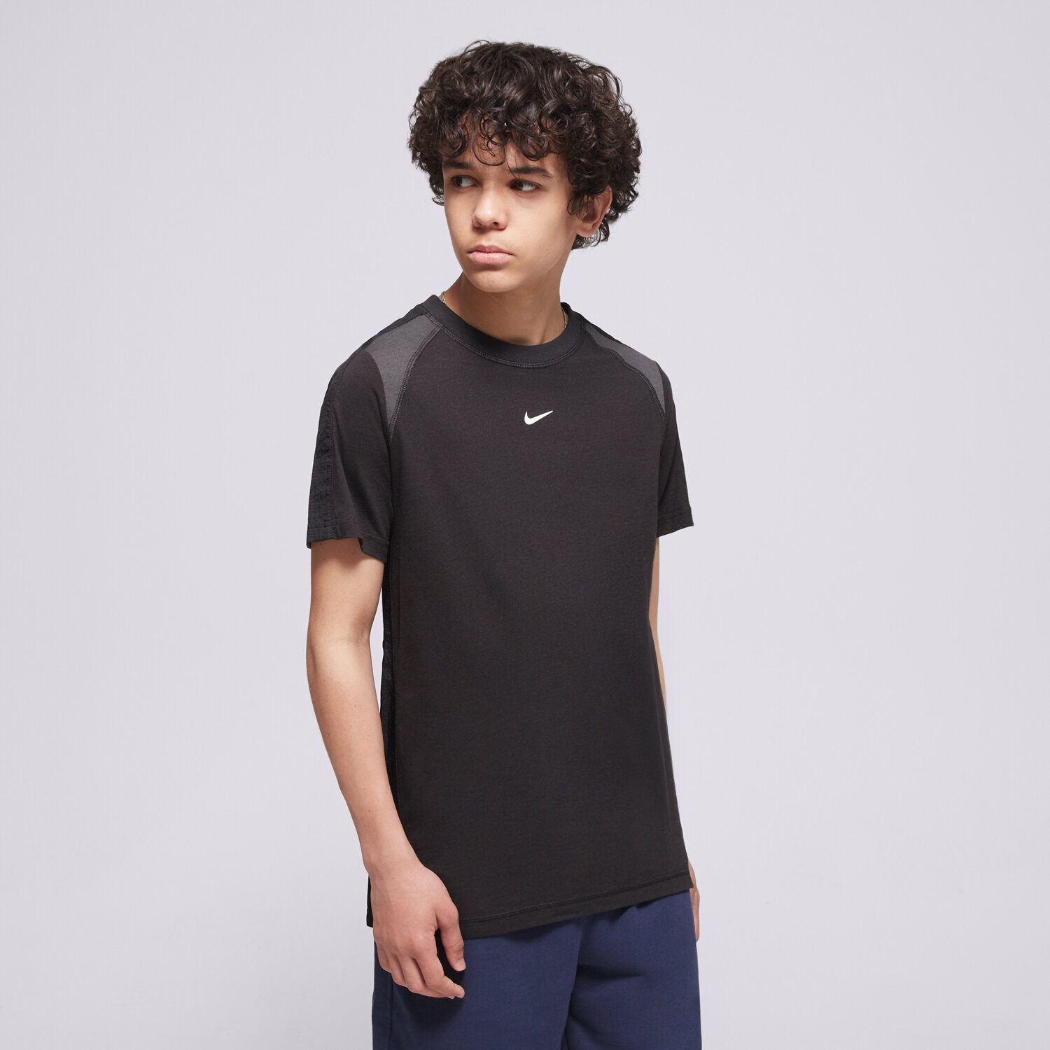 dětské tričko NIKE TRIČKO K NSW CITY UTILITY SS TOP IO1704-010 ČERNÁ