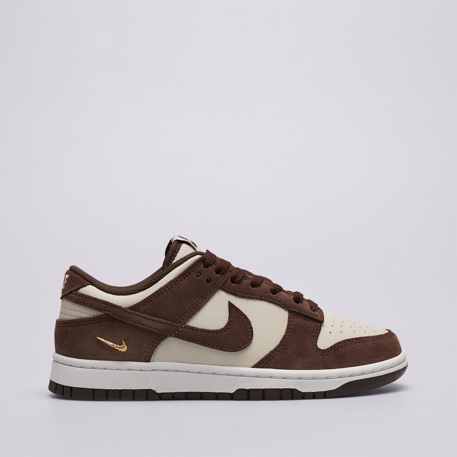 dámské tenisky NIKE WMNS DUNK LOW SE IO4244-102 HNĚDÁ