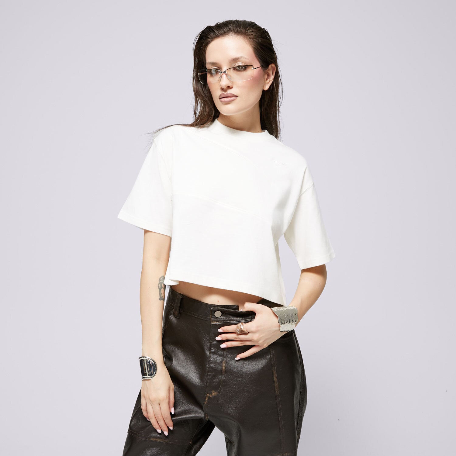 dámské tričko REEBOK TRIČKO AE VECTOR TOP 100206164 BÍLÁ